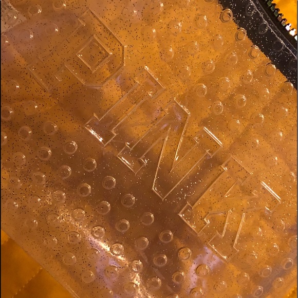 PINK. SOLD - Picture 5 of 8